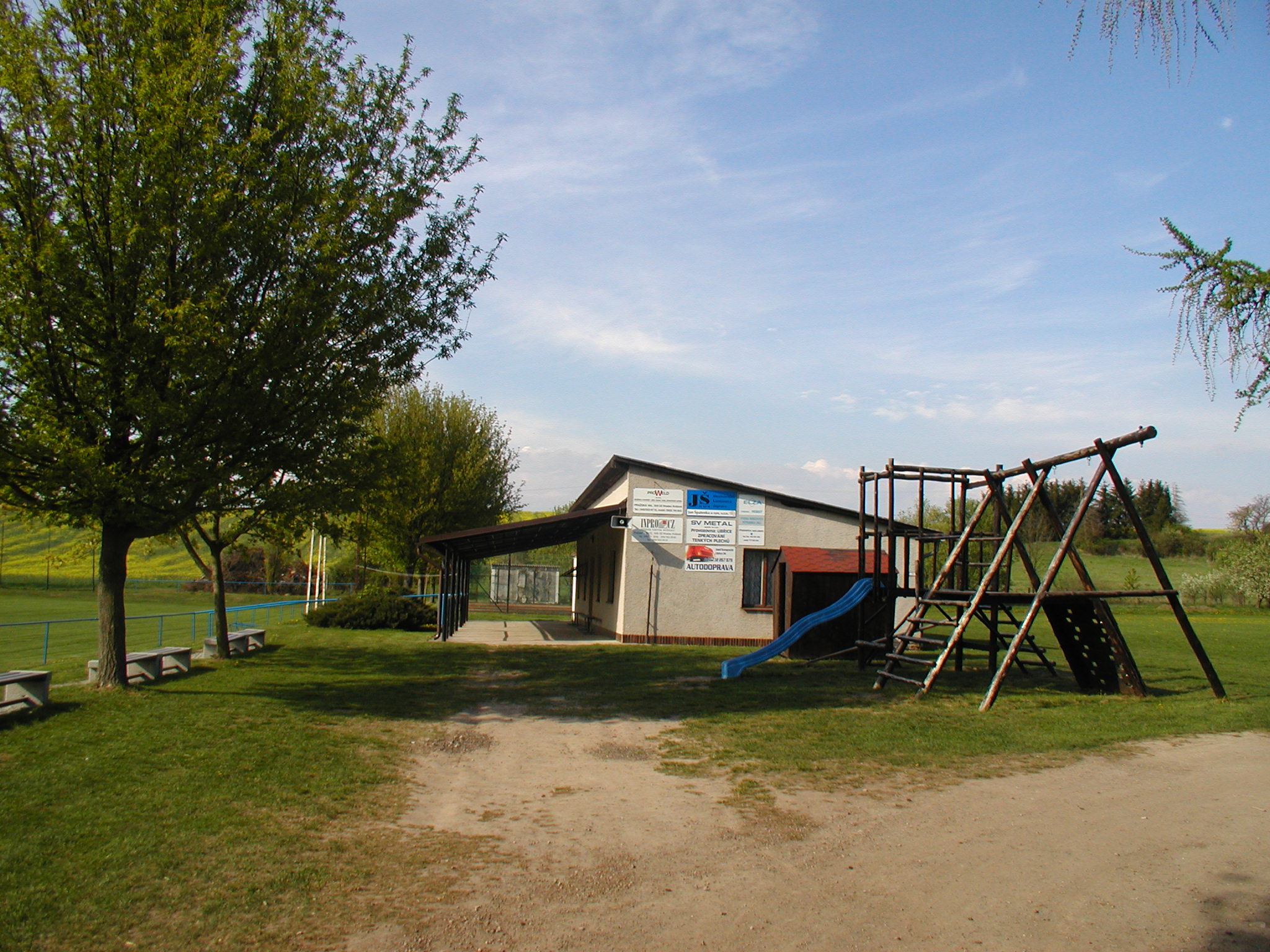Fotografie Libřic z dubna 2009